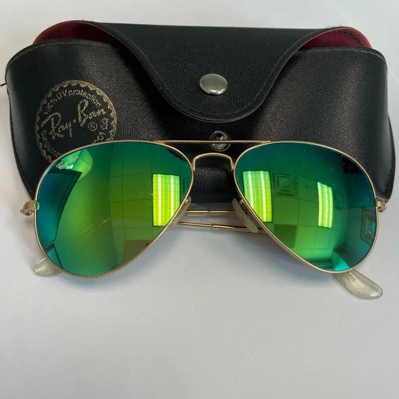 Ray-Ban | Accessories | Rayban Aviator Gold Frame Green  display picture 1